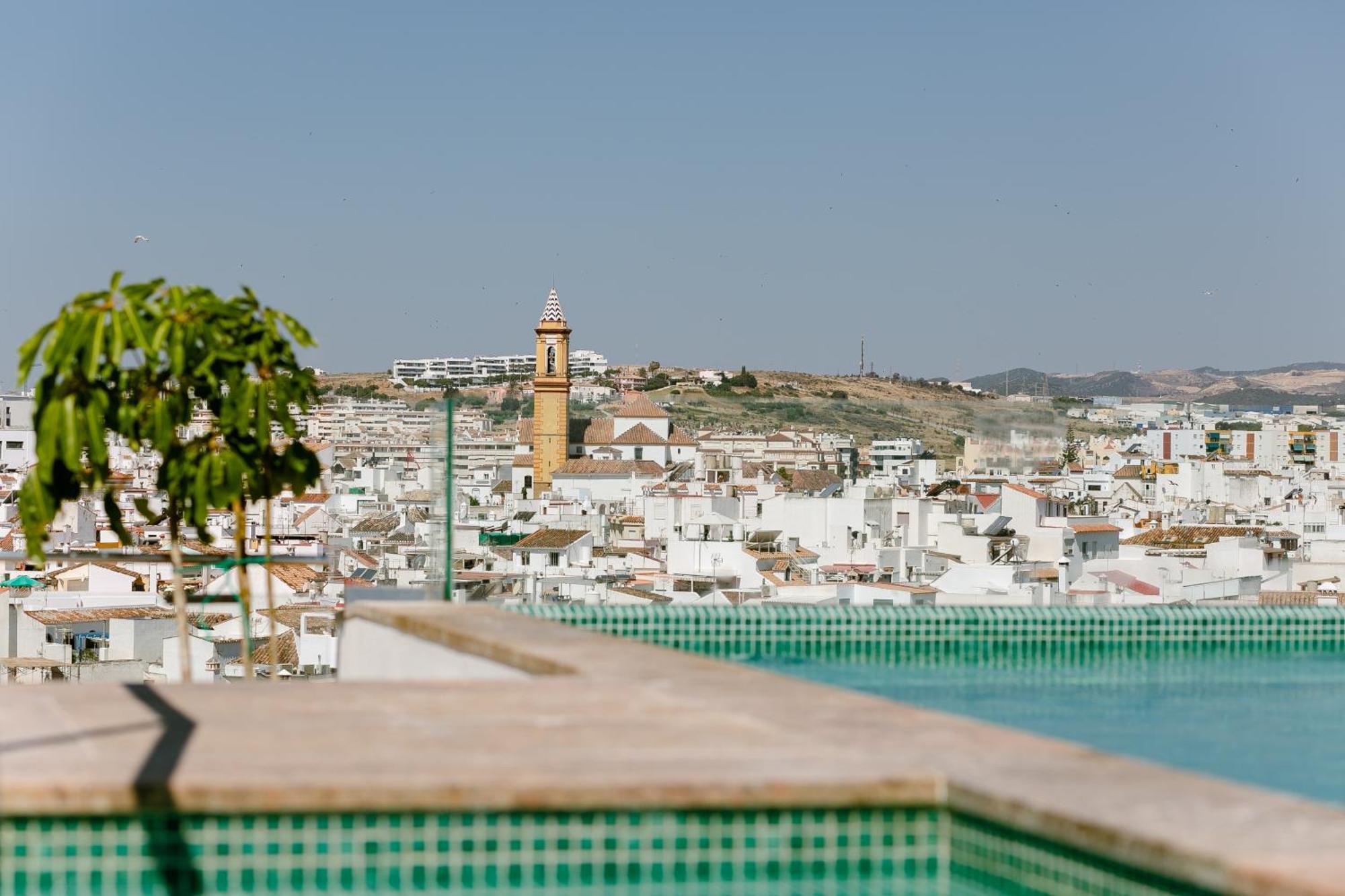 Hotel Estepona Plaza Exterior photo