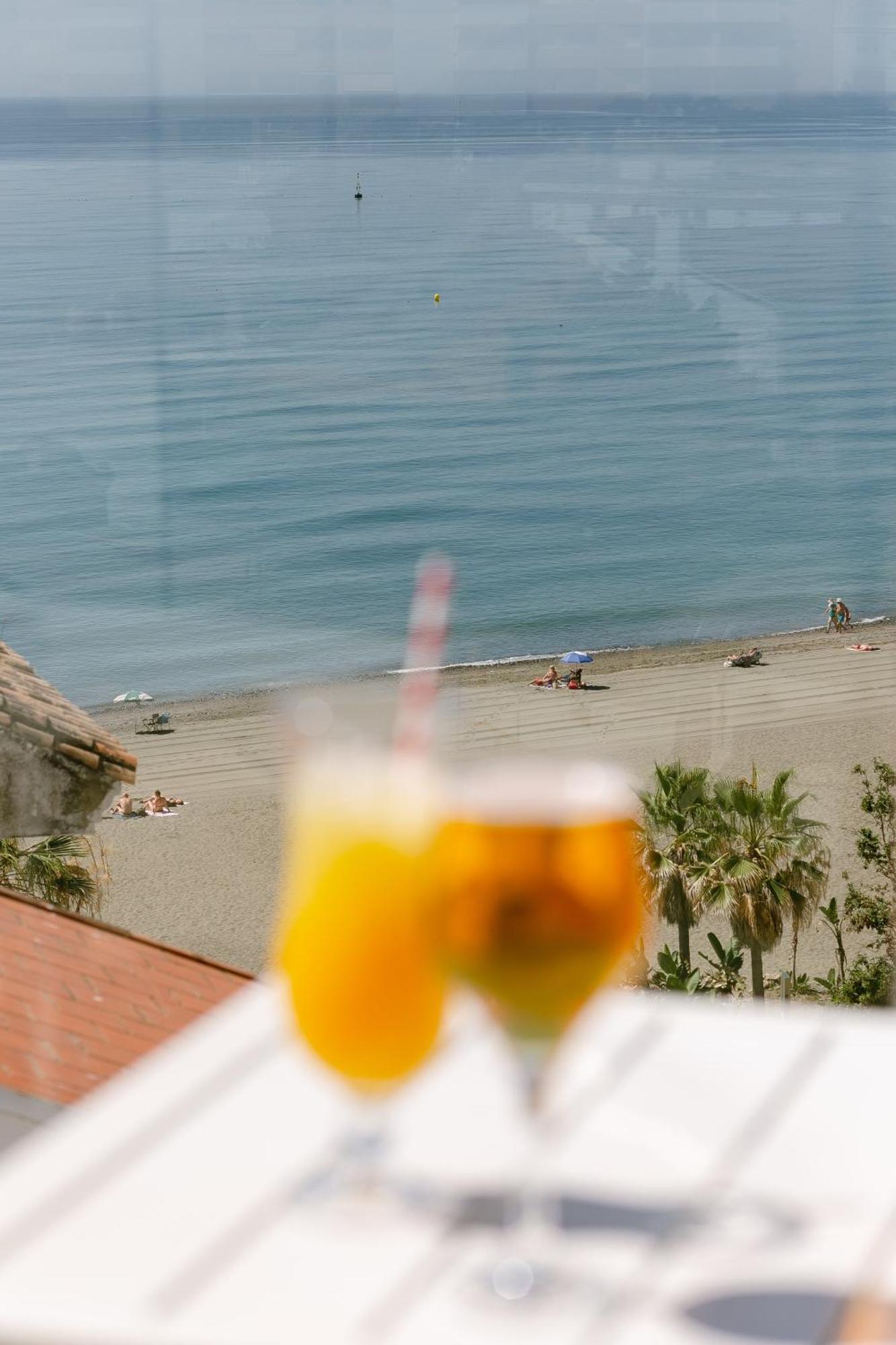 Hotel Estepona Plaza Exterior photo