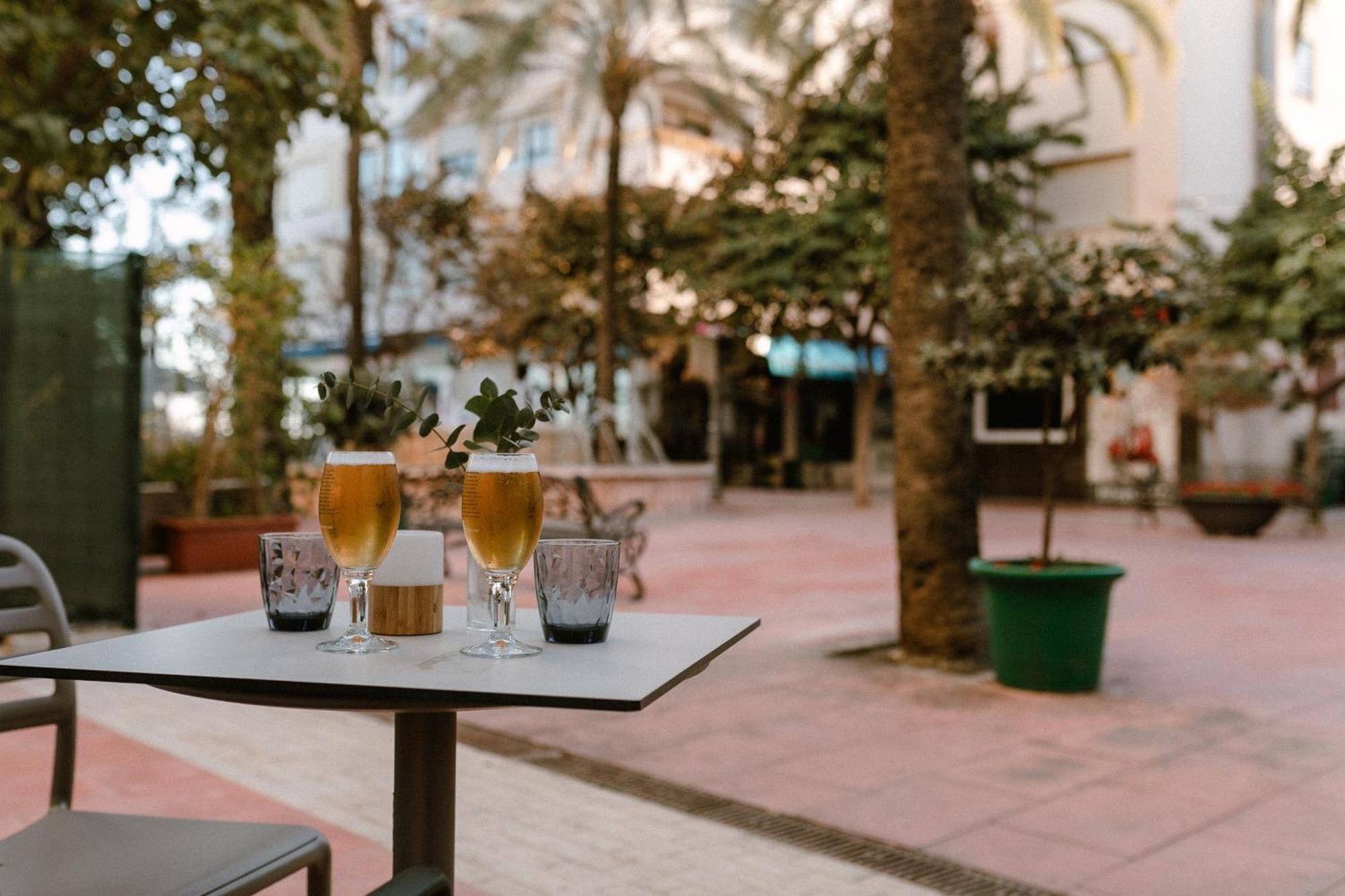 Hotel Estepona Plaza Exterior photo